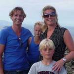 Details van Gezin V | Peter, Heidy, Mees, Roos .