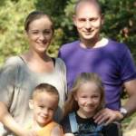 Details van Gezin V | Pieter, Peggy, Tess (9), Jurre (5) .