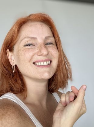 Julia B