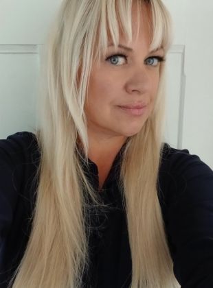 Nienke H