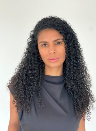 Nina L
