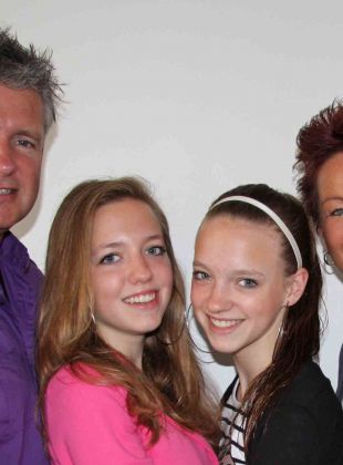 Gezin TUK | Mario, Mylene, Claire en Sophie  